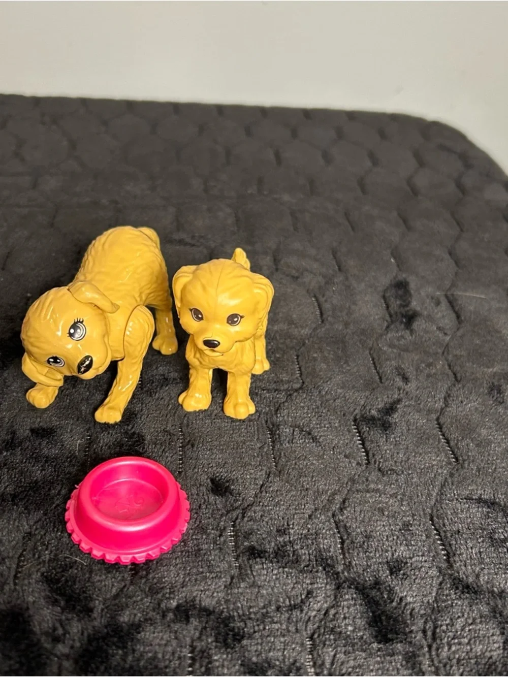 Barbie Doghouse Dogs and Accessories Bundle - Picture 8 of 14